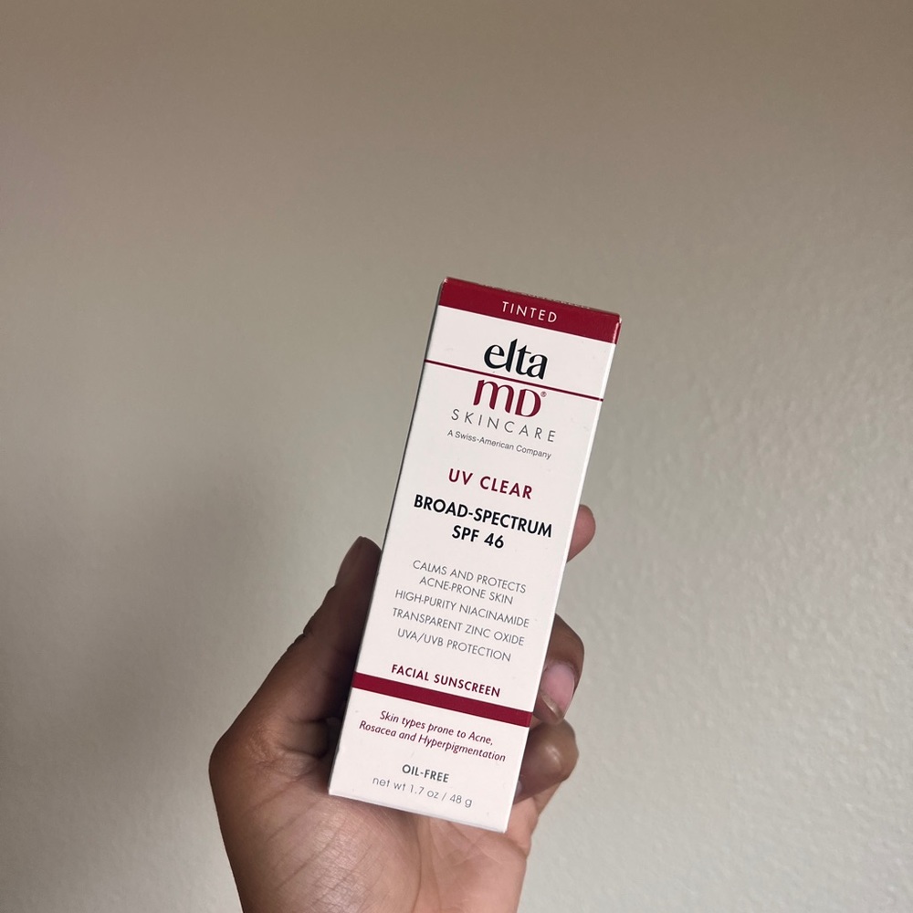 EltaMD UV Clear Broad-Spectrum SPF 46 - Tinted (1.7 oz.)